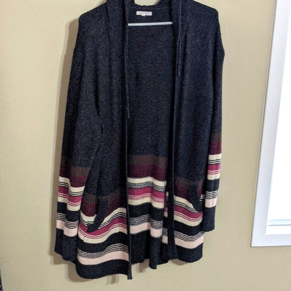 Plus size hooded cardigan with stripes - Picture 2 of 4